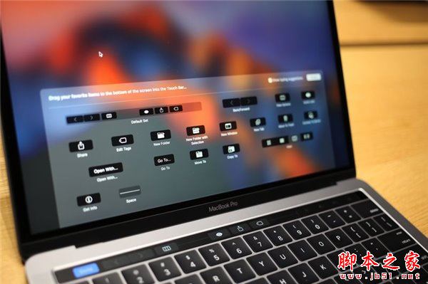 MacBook Pro怎么样 2016款苹果全新13/15英寸MacBook Pro现场实拍图