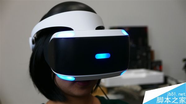 售价3699元 索尼PS VR国行精品套装抢先开箱直播视频