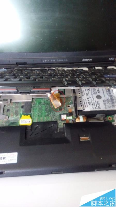 thinkpad X200笔记本开机Fan Error怎么拆机给风扇清灰?