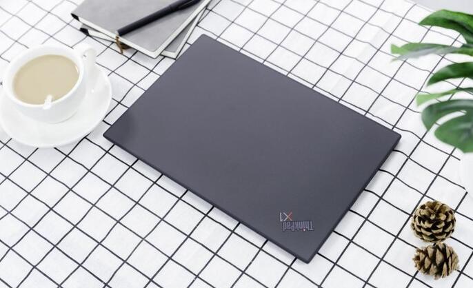 ThinkPad X1 Carbon 2020硬核升级怎么样？ThinkPad X1 Carbon2020全面评测