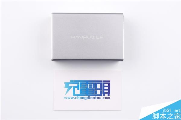 高逼格!RAVPower保时捷设计四口桌充与移动电源开箱图赏