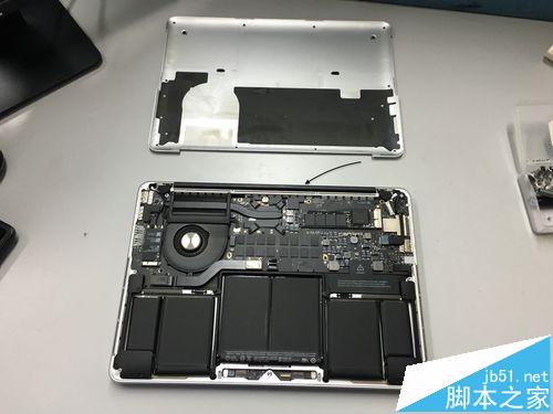 MacBook怎么拆机清灰?MacBook拆机图文教程