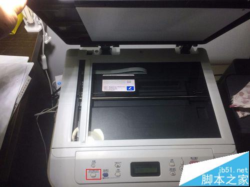 联想M7605D黑白激光一体机怎么用?