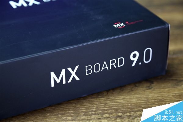 Cherry樱桃MX BOARD 9.0机械键盘图赏:定位专业电竞