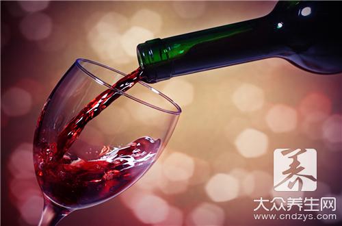 喝红酒配什么零食？这些你想到了吗？